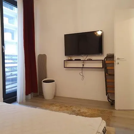 Apartment Adrian